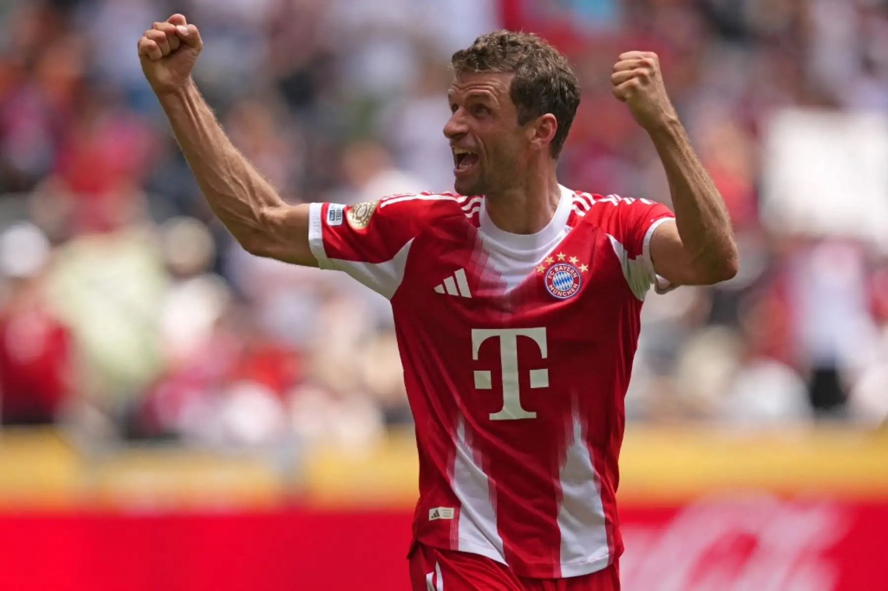 Thomas Mueller del FC Bayern München celebra el décimo gol de su equipo durante el partido del Grupo C de la Copa Mundial de Clubes de la FIFA 2025 entre el FC Bayern München y el Auckland City FC en el estadio TQL en Cincinnati, Ohio. Foto: Getty Images / AFP