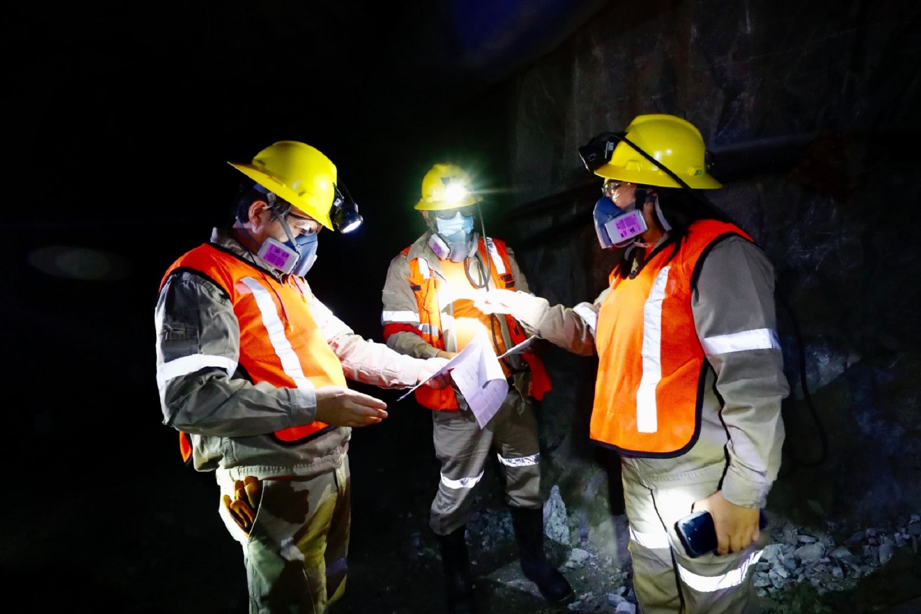 Trabajadores mineros. Cortesía Minem