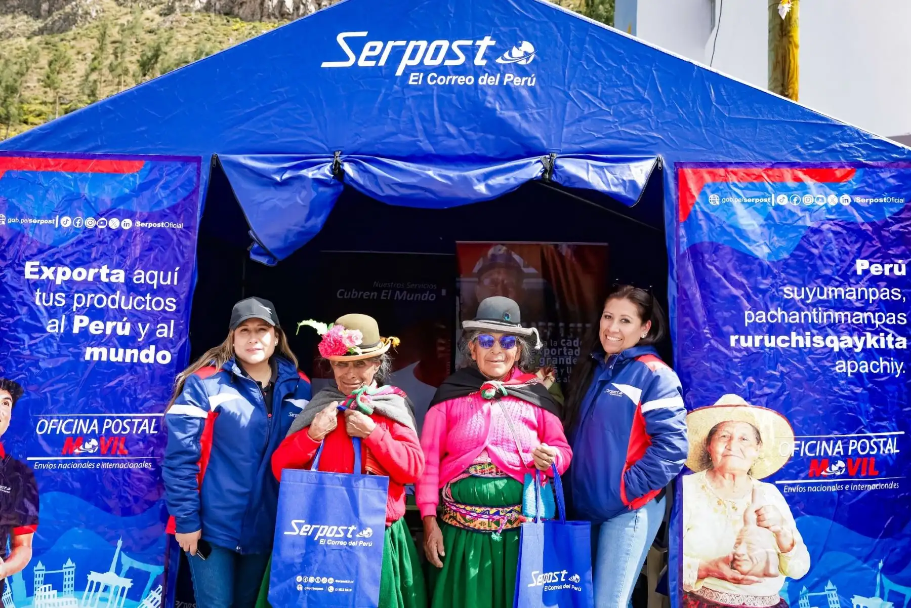 Las PIAS Terrestres llegaron a la zona altoandina de Arequipa para brindar más de 2400 atenciones a pobladores de Puyca, Huaynacotas y Pampamarca, llevando servicios médicos, asesoría legal, orientación social y más. La ministra Leslie Urteaga destacó que esta iniciativa representa justicia y esperanza para las comunidades alejadas. Con el apoyo del Ejército y el programa PAIS, el Estado busca acercar sus servicios y atenciones a los peruanos que más lo necesitan. Foto: ANDINA/Difusión