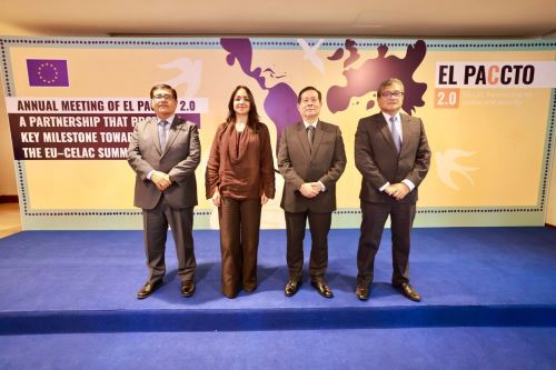 Titular de PCM, Eduardo Arana, sostuvo reunión bilateral con ministra de Interior de República Dominicana.