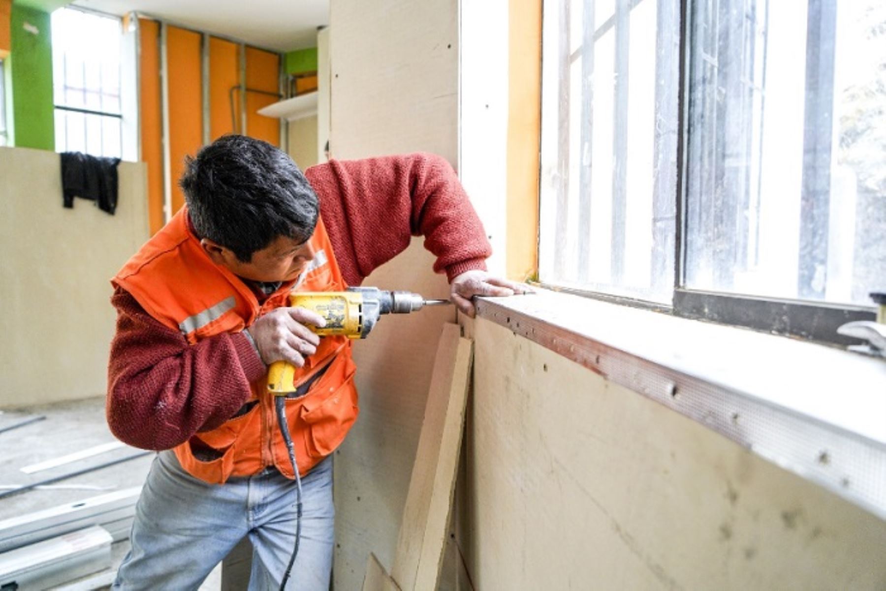 Se beneficiarán un total de 326 estudiantes.