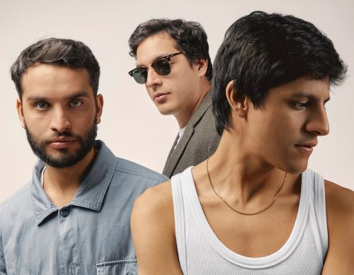 Tua tribu: "Somos un grupo que nace de la amistad y el gusto por la música honesta".