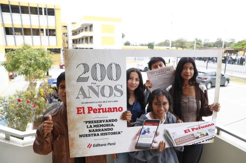 Estudiantes de Universidad Pedro Ruiz Gallo participaron en conversatorio sobre El Peruano por su Bicentenario