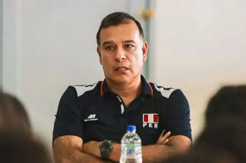 Martin Escudero, entrenador de la selección peruana de vóley femenino Sub-19