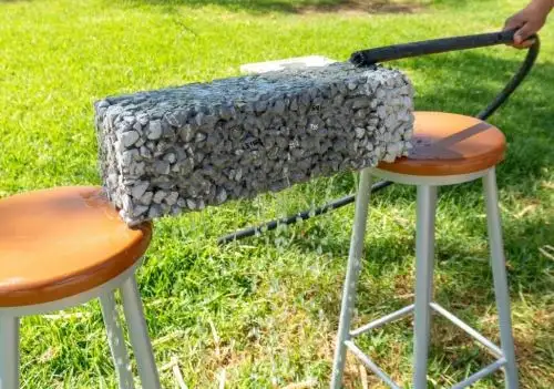 Un innovador y sostenible invento desarrollaron docentes de la Universidad de Piura quienes elaboraron un concreto permeable a base de residuos de concha de abanico. ANDINA/Difusión