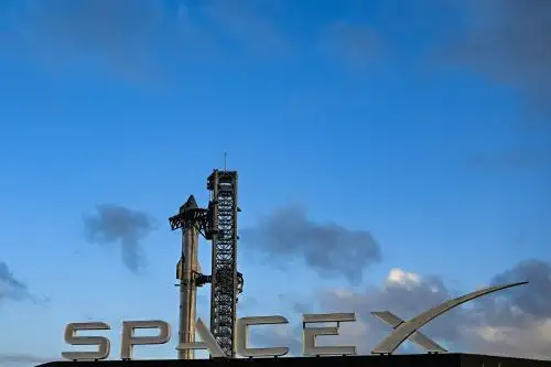 La empresa SpaceX confirmó en la red X que "el Starship, que se preparaba para la décima prueba de vuelo, sufrió una anomalía mayor mientras estaba en un banco de pruebas".  Foto: AFP