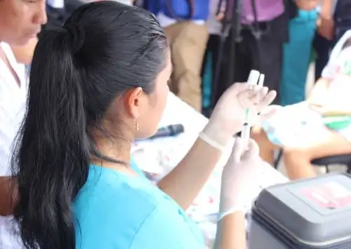 Loreto logró aplicar al 100 % las primeras dosis de la vacuna contra el dengue dirigido a menores de 10 a 16 años de edad, los más vulnerables a esta enfermedad. ANDINA/Difusión