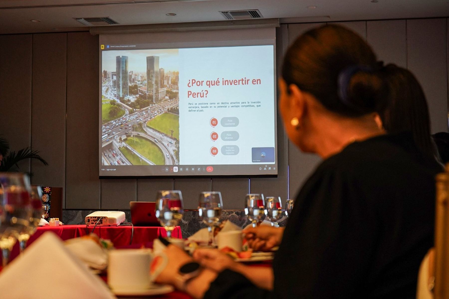 Promperú realiza gira de promoción del Perú en Ecuador para atraer inversiones. Foto: Cortesía.