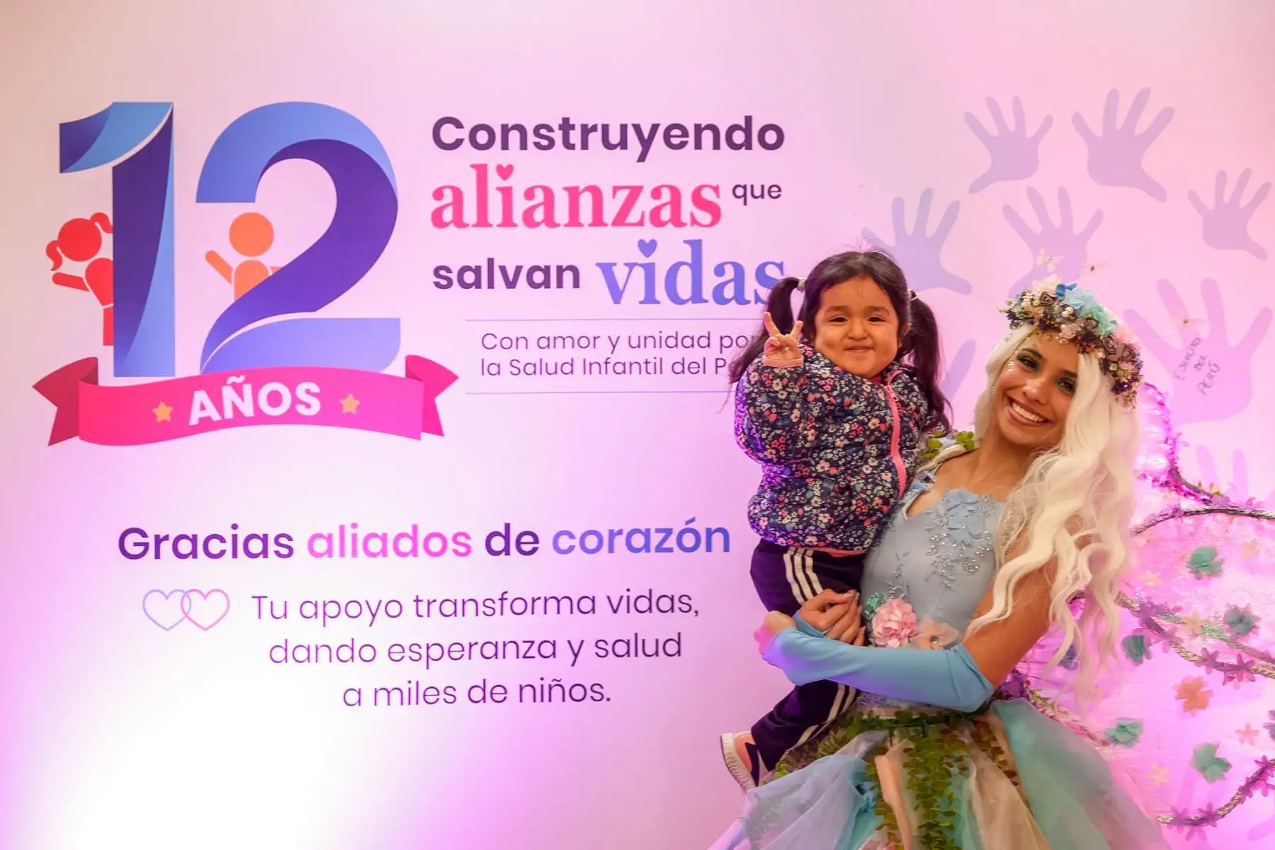 El Instituto Nacional de Salud del Niño San Borja celebró su 12° aniversario destacando más de 54 mil cirugías complejas realizadas, brindando una segunda oportunidad de vida a miles de niños del país. Gracias al apoyo de empresas, instituciones, Fuerzas Armadas, iglesia y sociedad civil, se concretaron trasplantes, implantes cocleares y múltiples atenciones que transformaron vidas. Foto: ANDINA/Luis Iparraguirre
