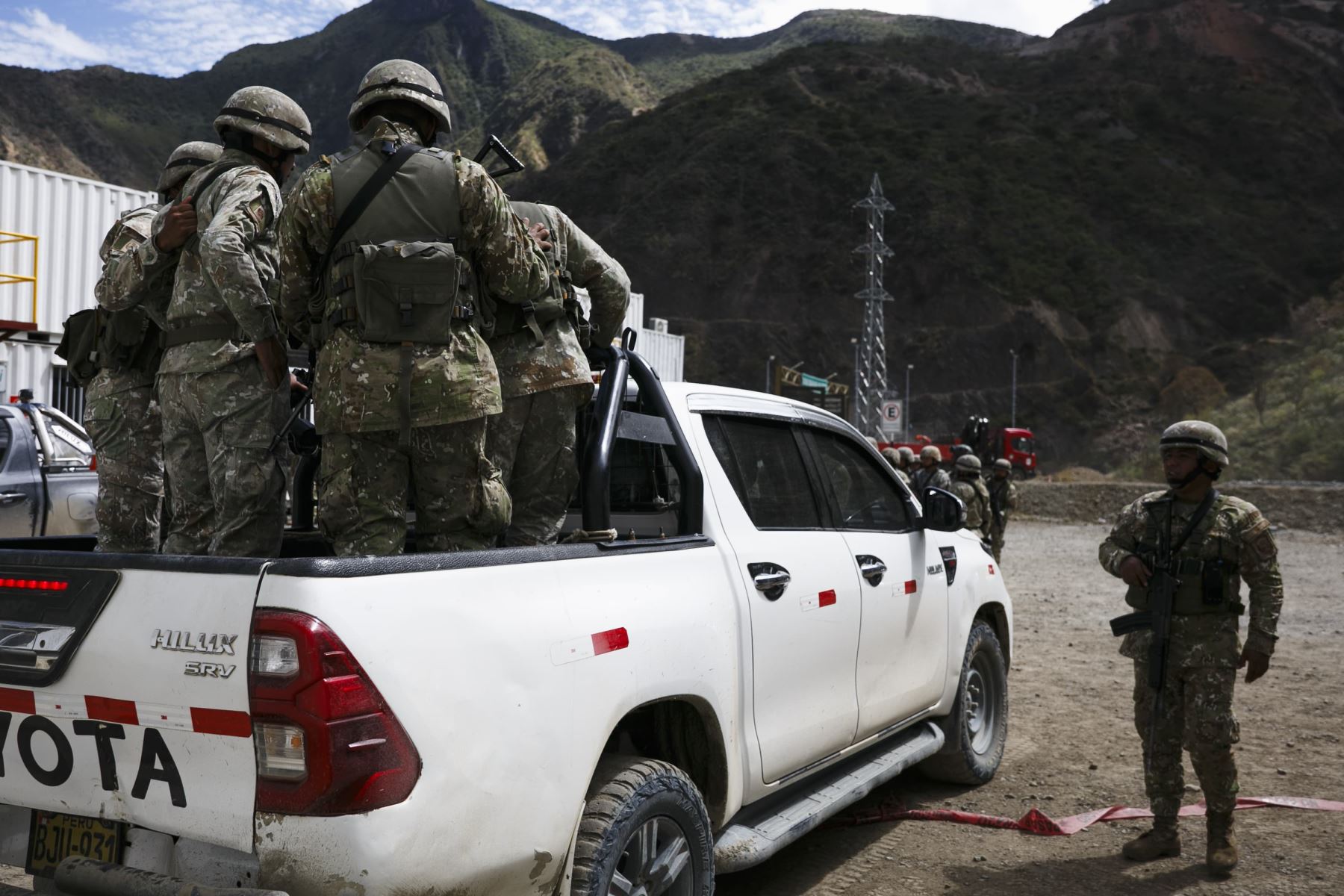 Con apoyo multisectorial, como ya ocurre en la provincia de Pataz (La Libertad), donde interviene el Comando Unificado, integrado por personal de las Fuerzas Armadas y la Policía Nacional.  Foto:ANDINA/Difusión