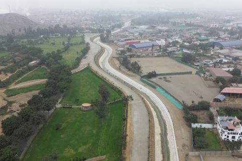 El presidente del Consejo de Ministros, Eduardo Arana, supervisa el proyecto Quebrada Huaycoloro