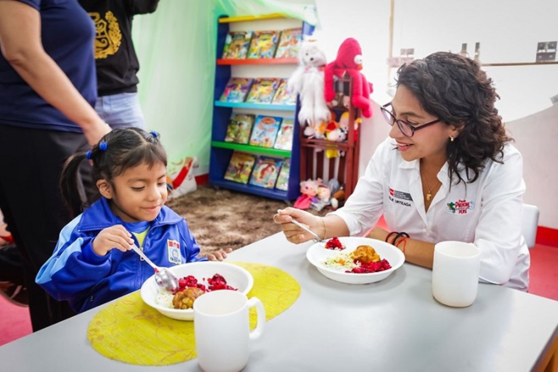 Más escuelas ingresarán a modalidad de servicio alimentario con productos locales
