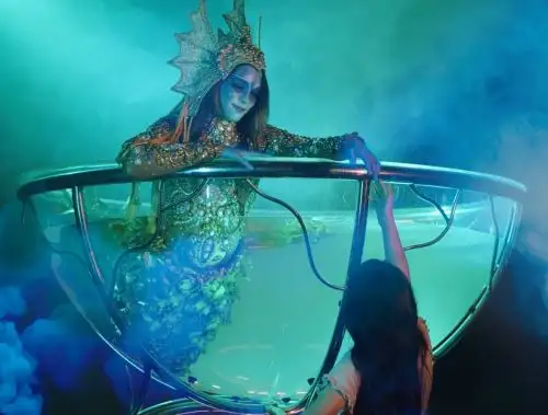 Atlantika: la magia del circo y la majestuosidad del agua con 30 artistas en escena.