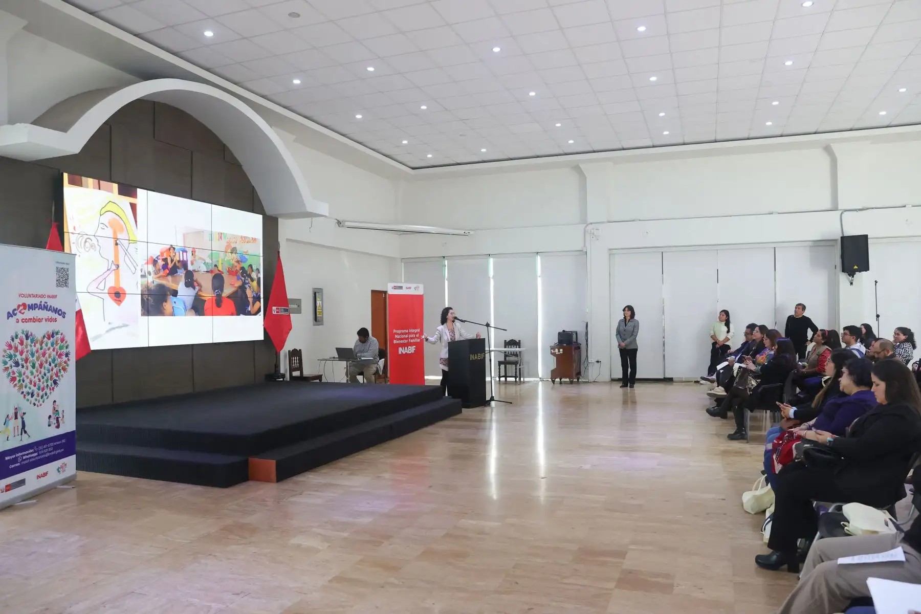 Evento "Voces Solidarias" reúne diversas organizaciones solidarias para compartir experiencias, aprendizajes y reflexiones sobre el impacto transformador del voluntariado en la vida de niñas, niños y adolescentes atendidos por el MIMP, a través del Inabif. Foto: ANDINA/Melina Mejía