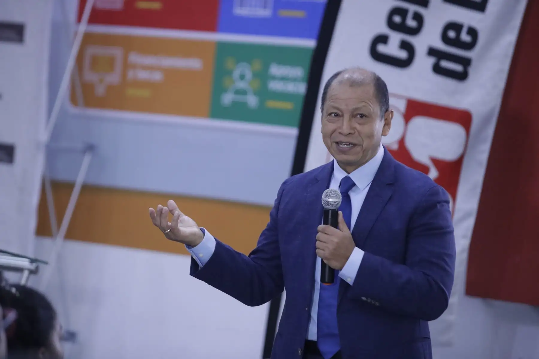 Ministro de Trabajo y Promoción del Empleo, Daniel Maurate participa en la  Maratón del Empleo para Profesionales con más de 2000 ofertas laborales.
Foto: ANDINA/ Eddy Ramos