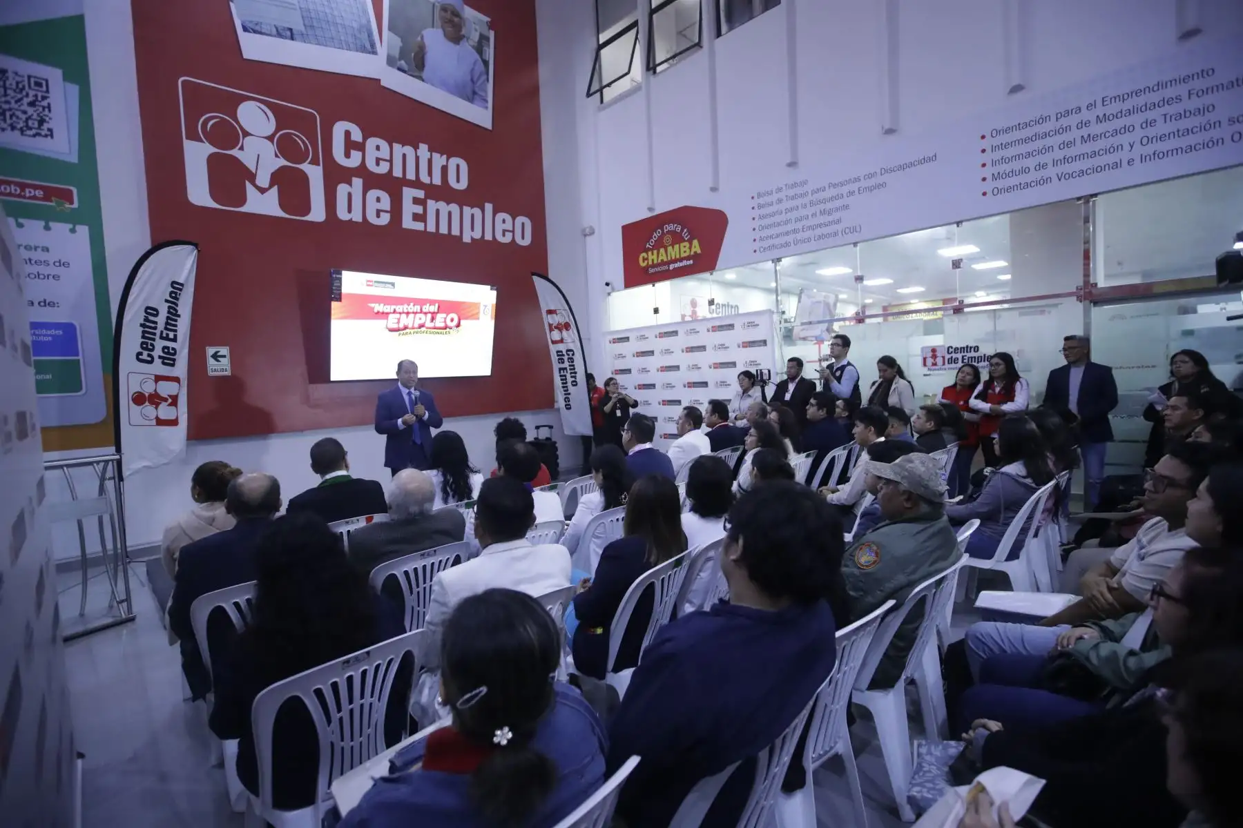 Ministro de Trabajo y Promoción del Empleo, Daniel Maurate participa en la  Maratón del Empleo para Profesionales con más de 2000 ofertas laborales.
Foto: ANDINA/ Eddy Ramos