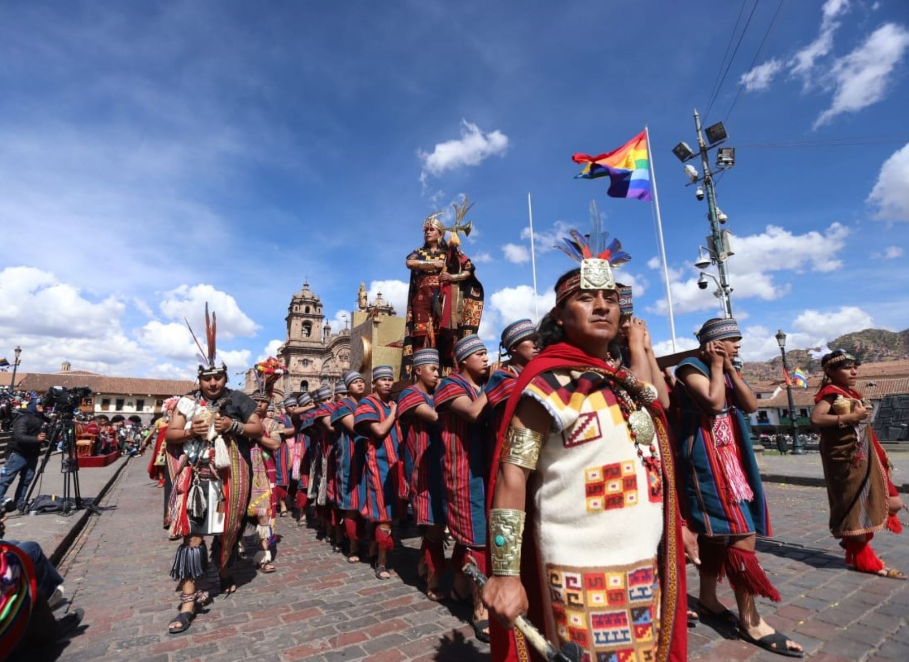 Una impresionantes escenificación del Inti Raymi en la Plaza Mayor de Cusco apreciaron esta mañana los miles de cusqueños y turistas. ANDINA/Percy Hurtado Santillán