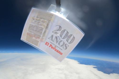 En conmemoración de su bicentenario, El Peruano integró una misión científica que permitió llevar la primera portada del periódico en circulación más antiguo del continente a la estratósfera, un “laboratorio aéreo” para experimentos científicos. 