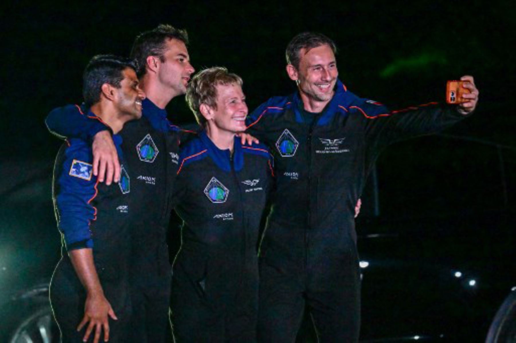 Una misión comercial estadounidense con astronautas de India, Polonia y Hungría despegó hacia la Estación Espacial Internacional el 25 de junio, llevando a personas de estos países al espacio por primera vez en décadas. Foto: AFP