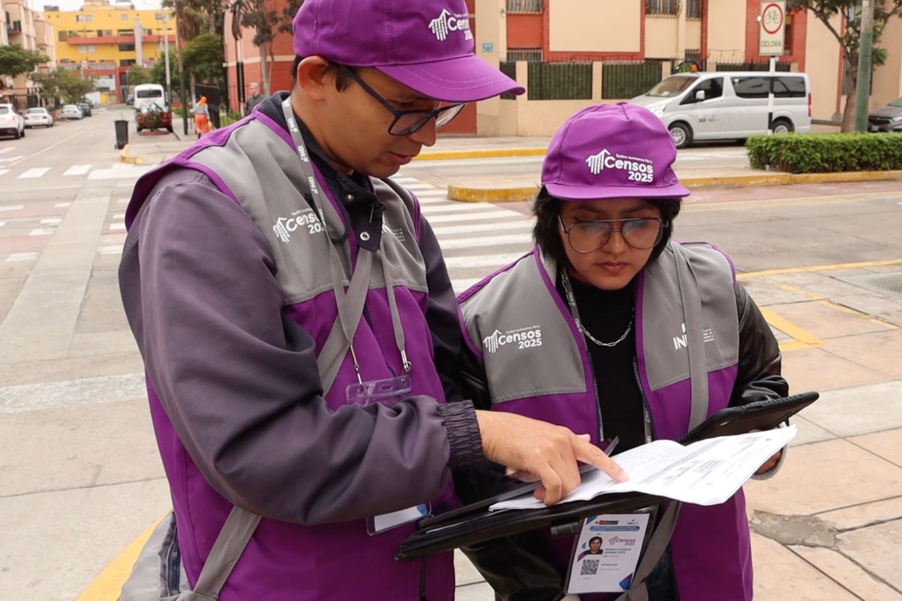 INEI OFRECE MÁS DE 30 000 PUESTOS DE TRABAJO COMO CENSISTAS POR TRES MESES•	Postulaciones están abiertas del 25 de junio al 4 de julio.•	Dirigido a estudiantes técnicos o universitarios, con o sin experiencia.•	Remuneración mensual: S/ 2 000 por tres meses.