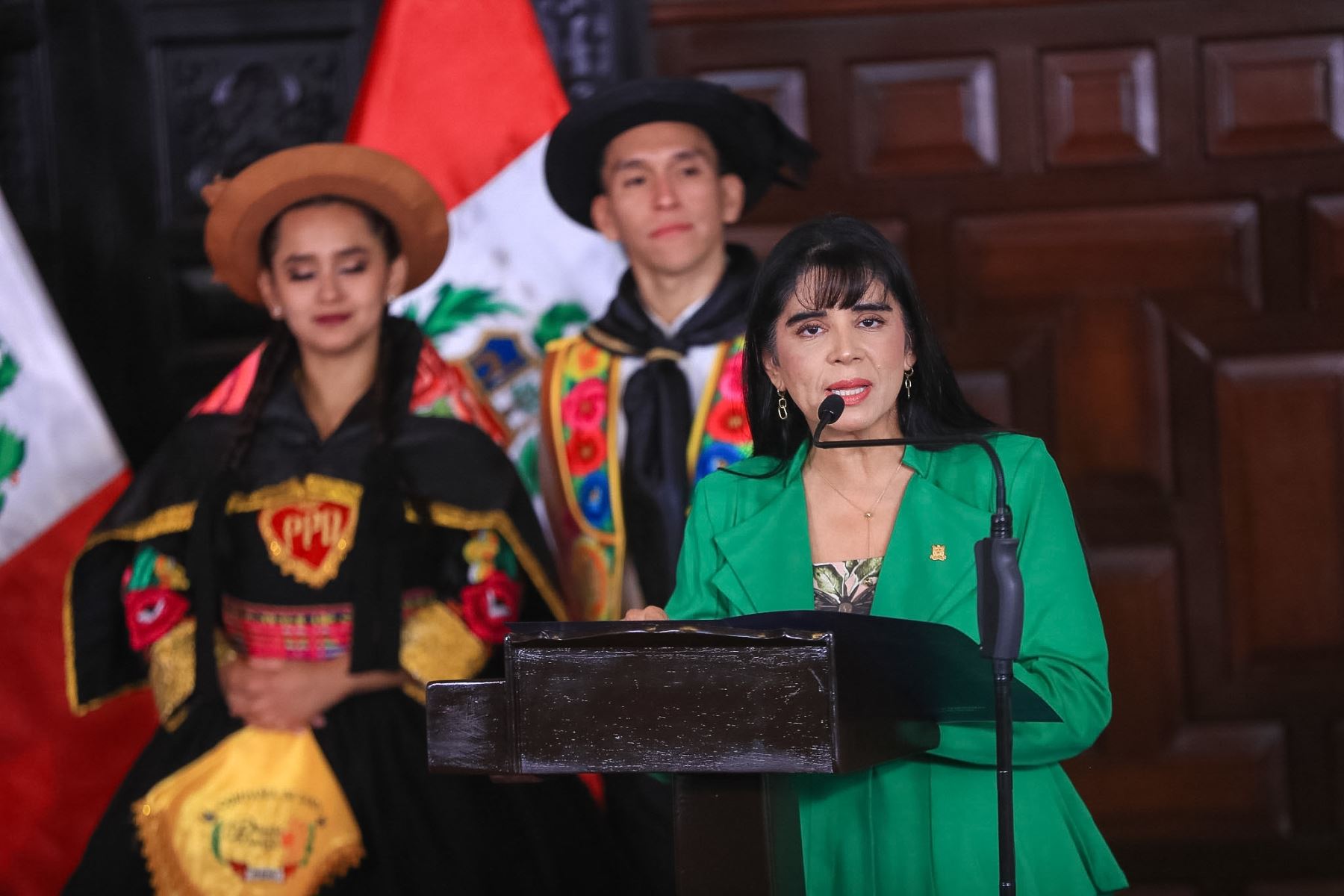 Ministra de Comercio Exterior y Turismo, Desilú León. ANDINA/Prensa Presidencia