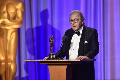 Tras haber sido nominado seis veces por la Academia de Hollywood, Lalo Schifrin recibió un Óscar en 2018. Foto: AFP