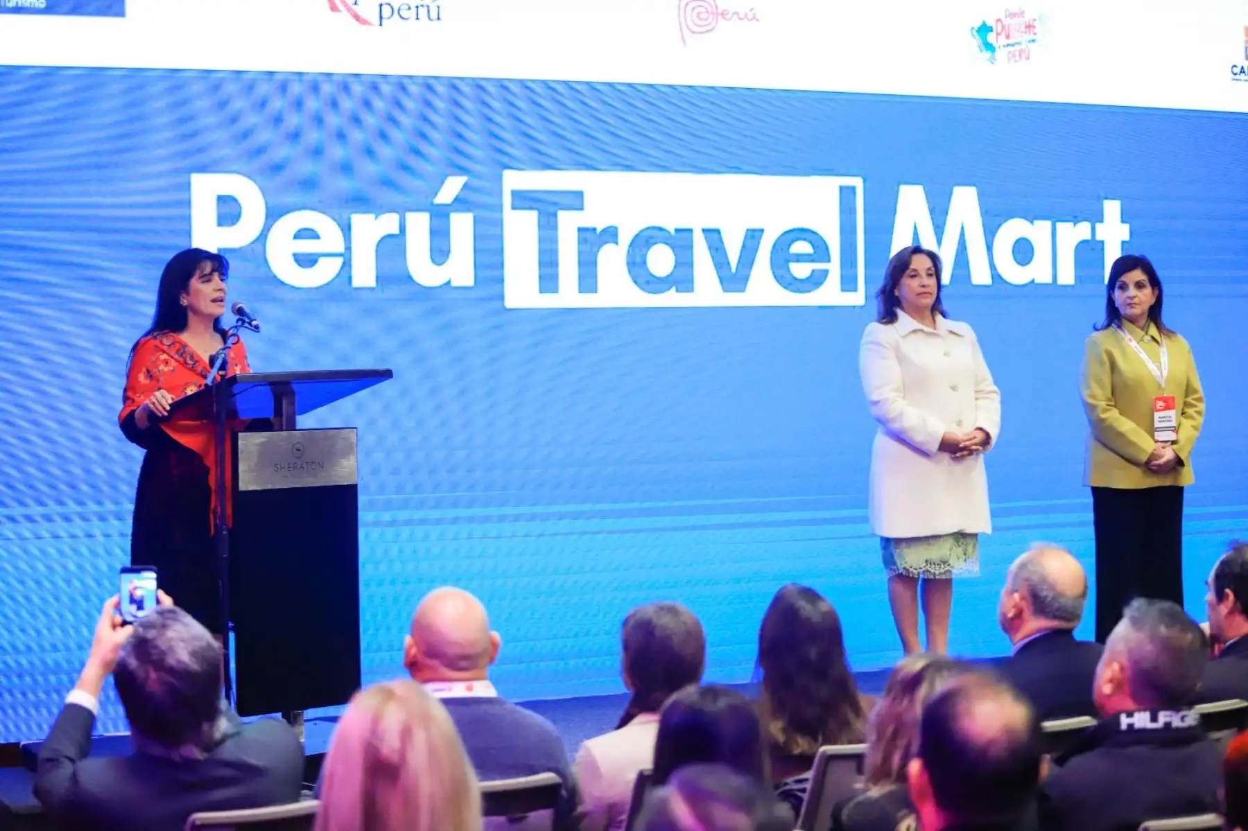 La presidenta de la república Dina Boluarte inaugura el Perú Travel Mart 2025, la principal rueda de negocios turísticos del país. Foto: ANDINA/ Prensa Presidencia