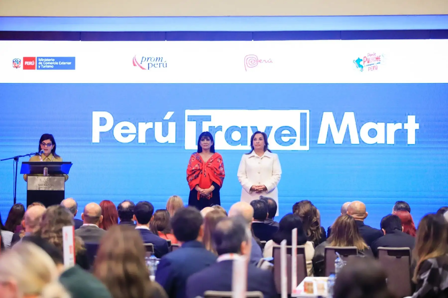La presidenta de la república Dina Boluarte inaugura el Perú Travel Mart 2025, la principal rueda de negocios turísticos del país. Foto: ANDINA/ Prensa Presidencia