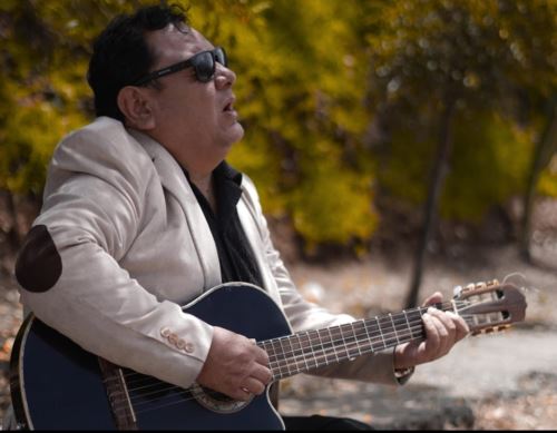 Miguel Mansilla y Folk Raymi en una noche de fiesta y reencuentros.