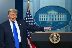 Trump celebró la firma en Washington del acuerdo de paz entre Ruanda y la República Democrática del Congo. Foto: AFP