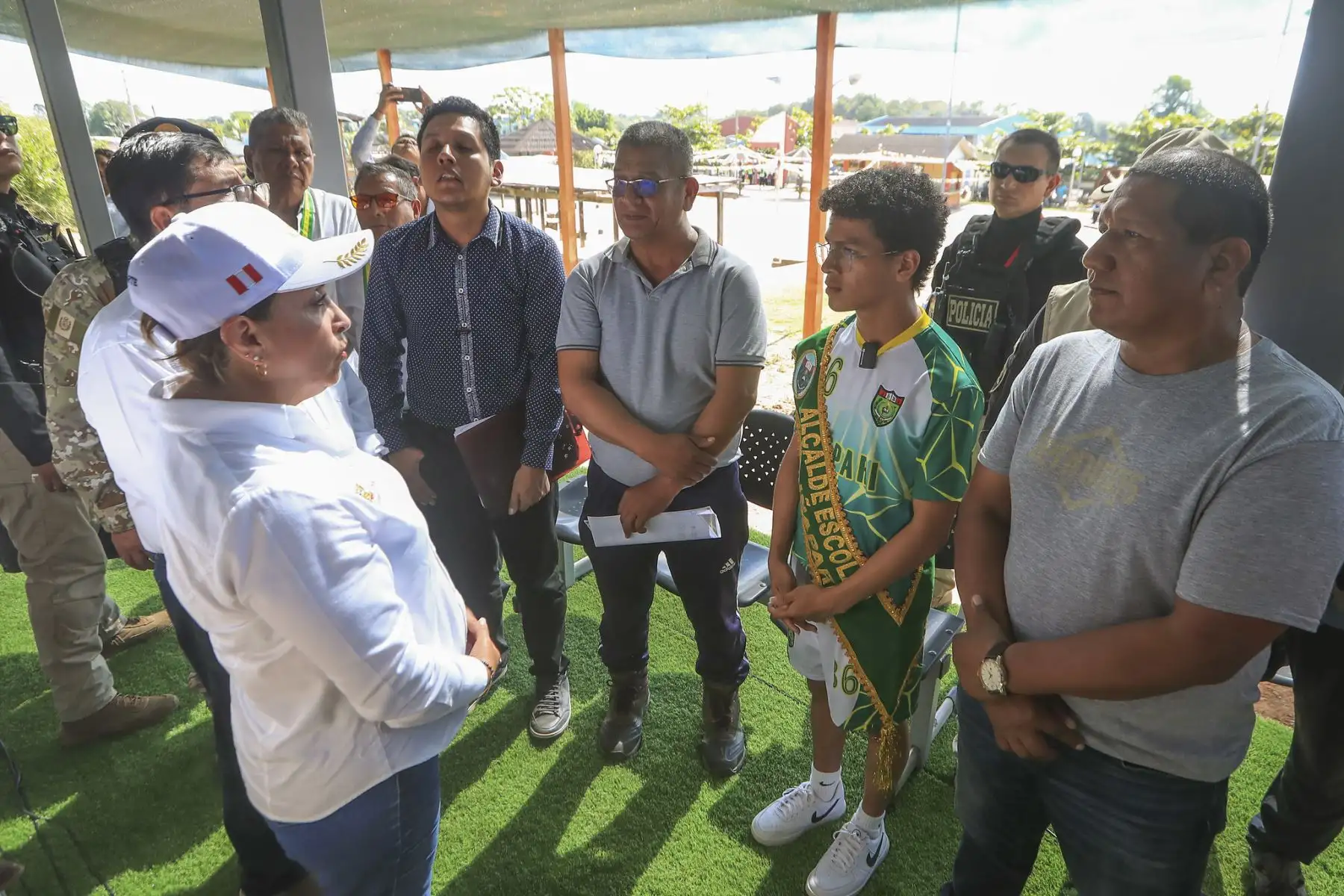 Presidenta realizó visita inopinada a colegio de Iñapari. Foto: ANDINA/Prensa Presidencia