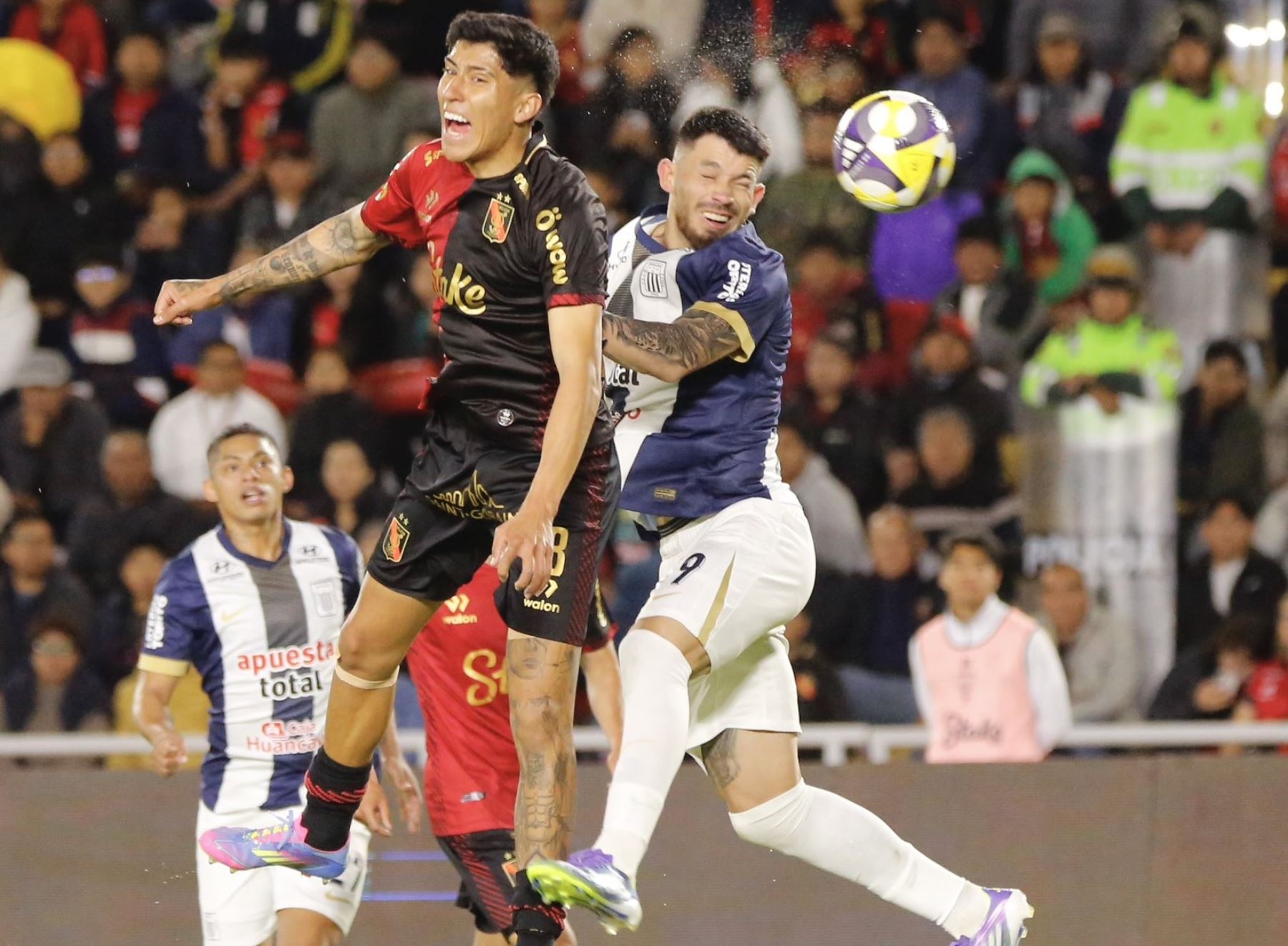 Alianza Lima sacó un resultado importante ante el FBC Melgar