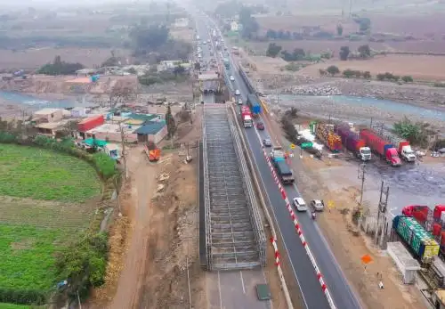 El MTC inició los trabajos de demolición del puente Chancay, infraestructura que colapsó el 14 de febrero y provocó la caída de un bus interprovincial que dejó varias personas fallecidas y heridas.