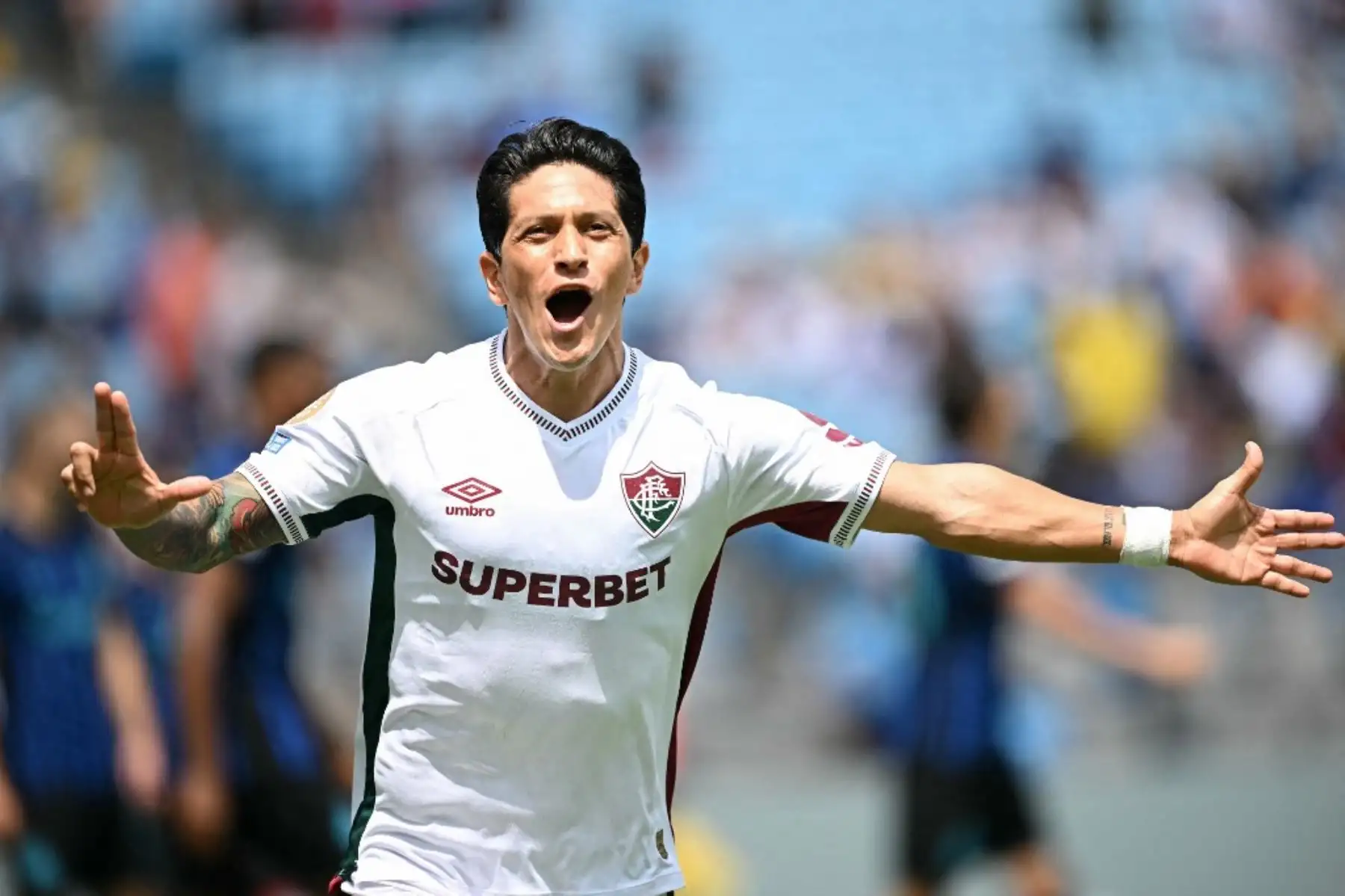 El delantero argentino del Fluminense, Germán Cano, celebra después de marcar el primer gol para su equipo durante el partido de octavos de final de la Copa Mundial de Clubes de la FIFA 2025 entre el Inter de Italia y el Fluminense de Brasil en el Bank of America Stadium en Charlotte el 30 de junio de 2025. Foto: AFP