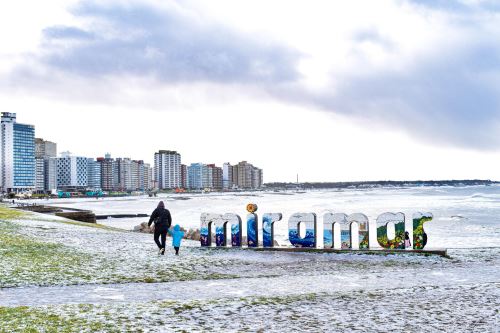 Las temperaturas en Buenos Aires comenzarán a aumentar a partir del jueves por el ingreso de viento del sector norte y el fenómeno podría mermar. Foto: EFE