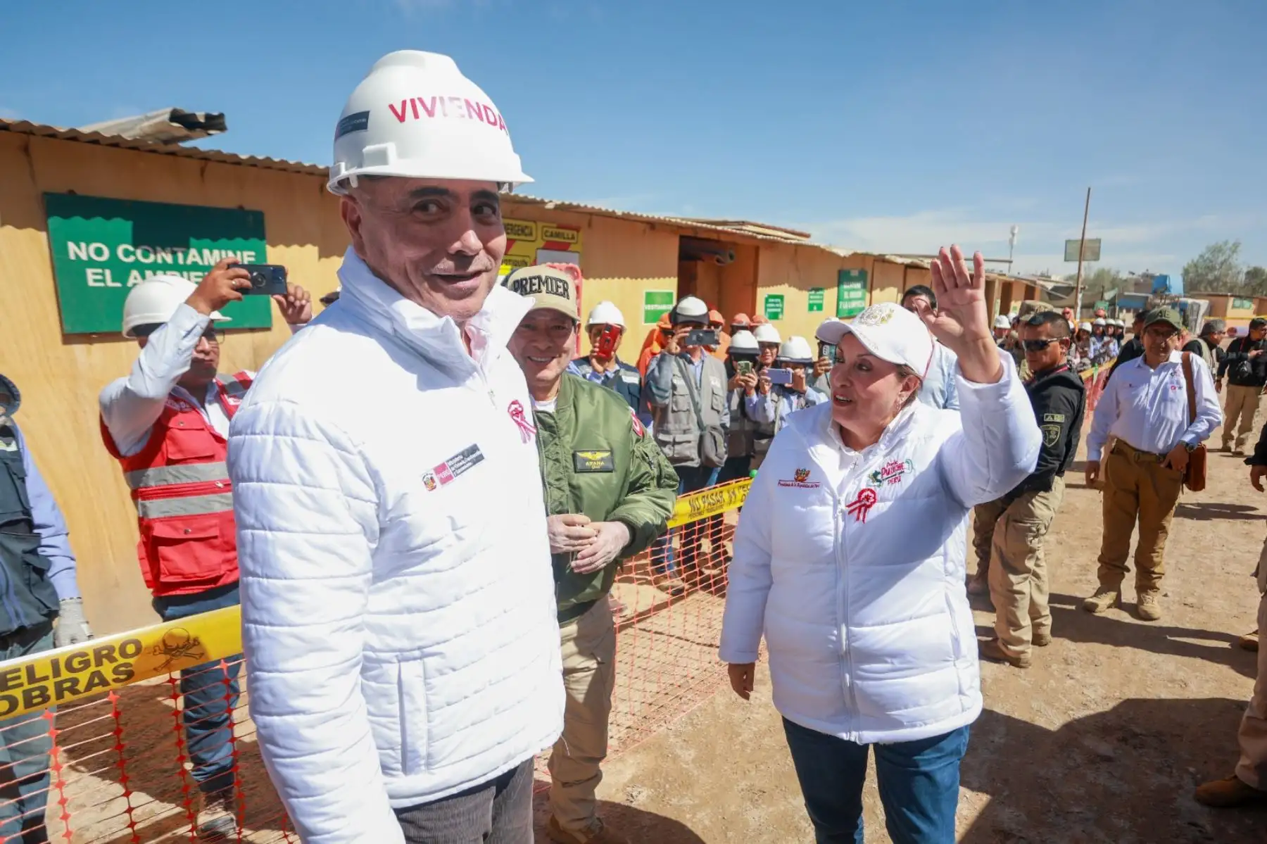La presidenta de la república, Dina Boluarte, supervisa el proyecto de creación de los sistemas de agua potable dependientes del reservorio N - 31 en la ciudad de Arequipa. Foto: ANDINA/ Prensa Presidencia