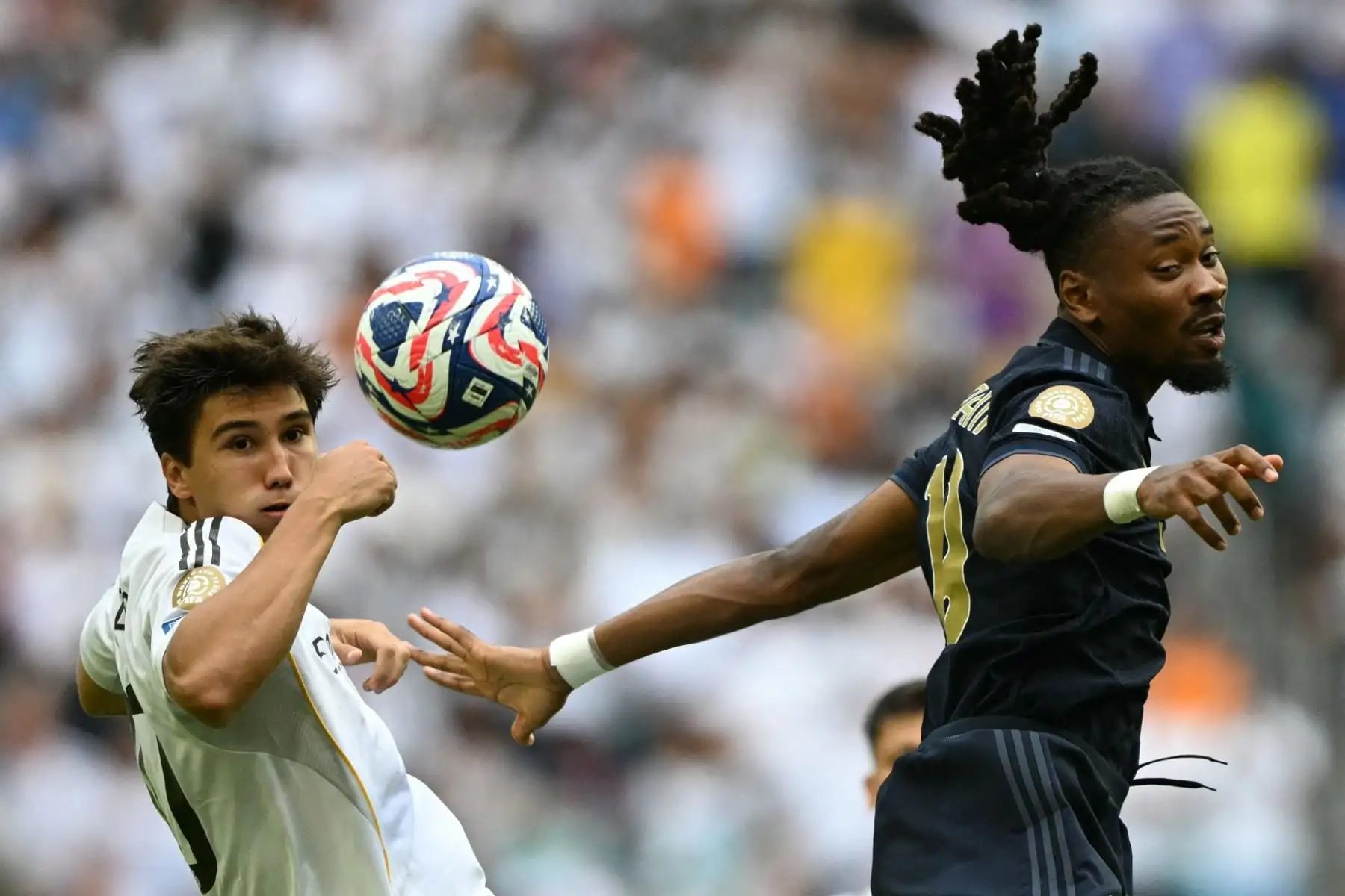 Juventus quedó fuera de competencia tras un rendimiento irregular, con una defensa frágil y escasa producción ofensiva ante los equipos más exigentes de la fase eliminatoria del campeonato. Foto: AFP