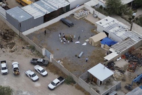 Autoridades localizan decenas de cuerpos apilados en un crematorio de la mexicana Ciudad Juárez. Foto: EFE
