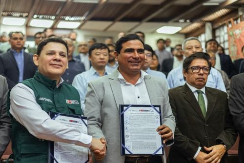 El Gore Piura se compromete a destinar recursos para cofinanciar los estudios y proyectos, así como supervisar su correcta elaboración y ejecución.