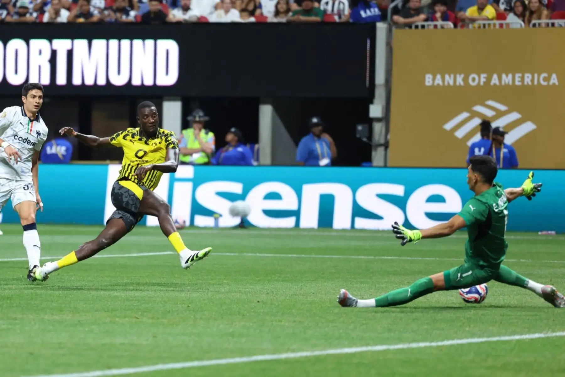 Real Madrid será el próximo rival del Dortmund, en un duelo de peso europeo por un cupo en semifinales del renovado Mundial de Clubes FIFA 2025. Foto: AFP
