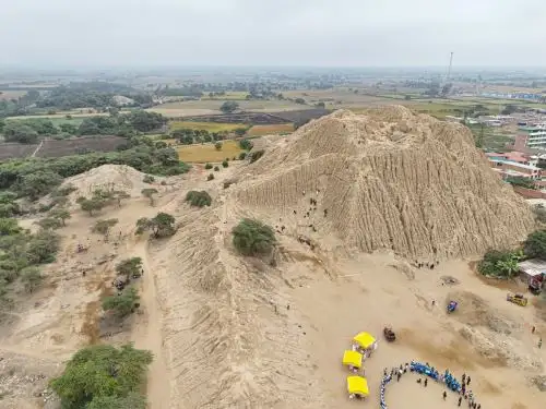 Huaca El Pueblo, ubicada en el distrito de Túcume, en Lambayeque. Foto: ANDINA/Difusión
