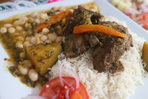 Monsefú celebra el FEXTICUM 2025 con gastronomía, arte y homenaje a San Juan Pablo II