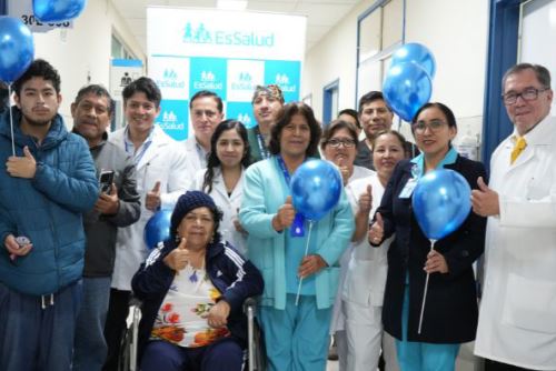 Hospital Almenara de EsSalud realiza, por primera vez, cirugía de bypass cerebral para eliminar complejo aneurisma. Foto: ANDINA/Difusión