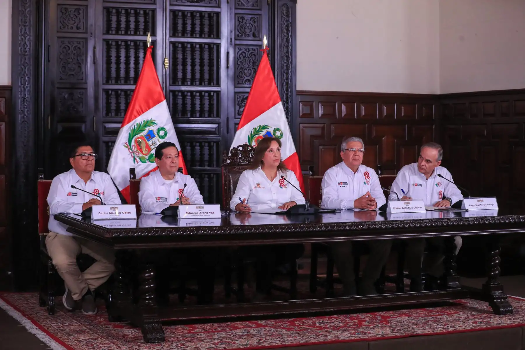 Presidenta Dina Boluarte lidera presentación sobre la formalización minera Reinfo junto a ministros de Estado. El Gobierno reafirma su compromiso frente a la minería ilegal e informal.
Foto: ANDINA/Prensa Presidencia