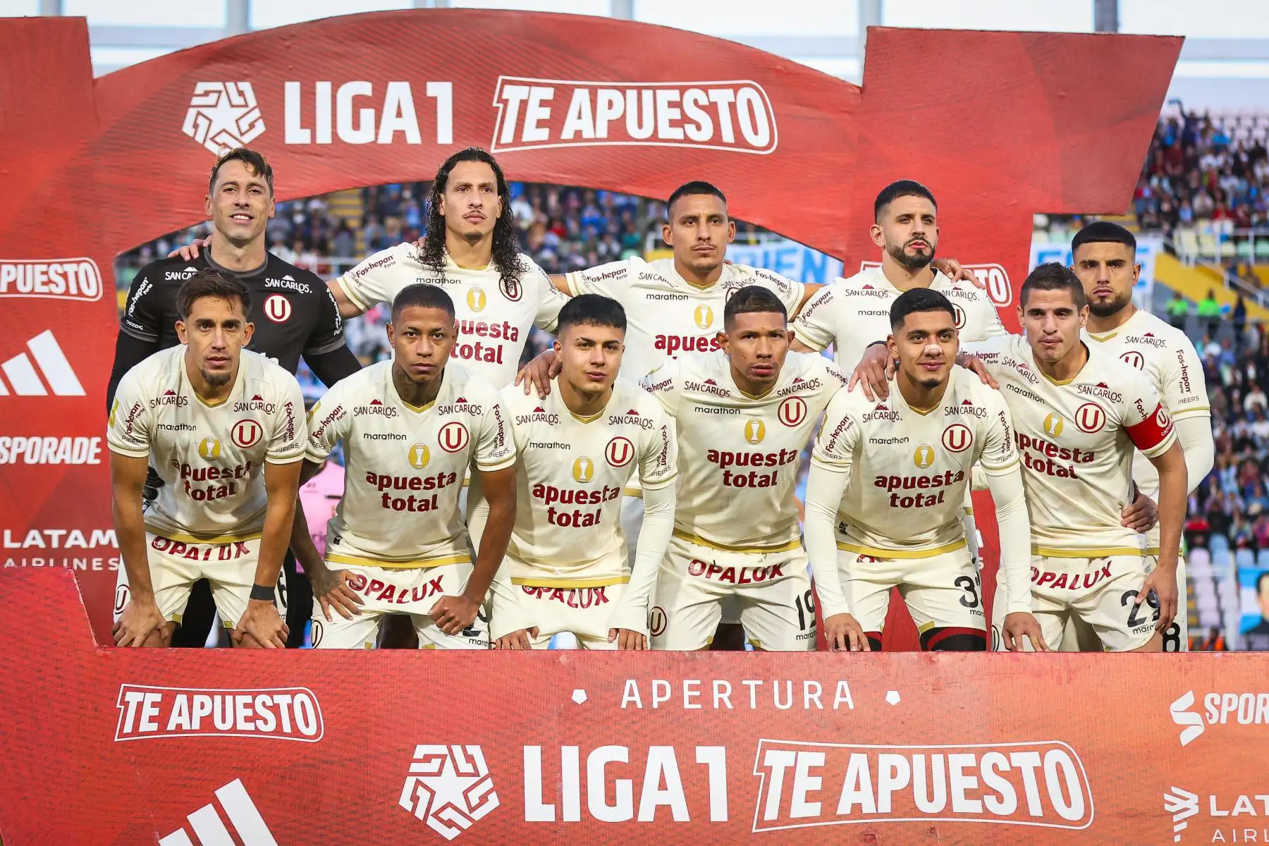 Universitario de Deportes juega ante Deportivo Garcilaso por el Torneo Apertura de la Liga 1 en Cusco. 
Foto: Universitario