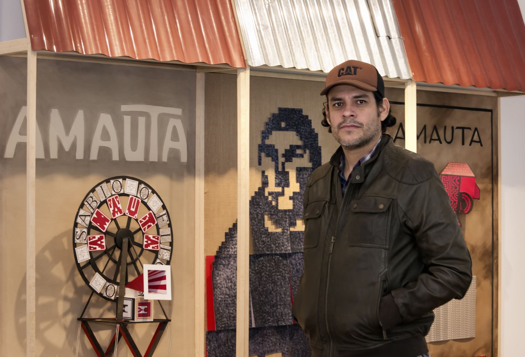 Artista Richard Arévalo presenta exposición “Tierra Amauta”.