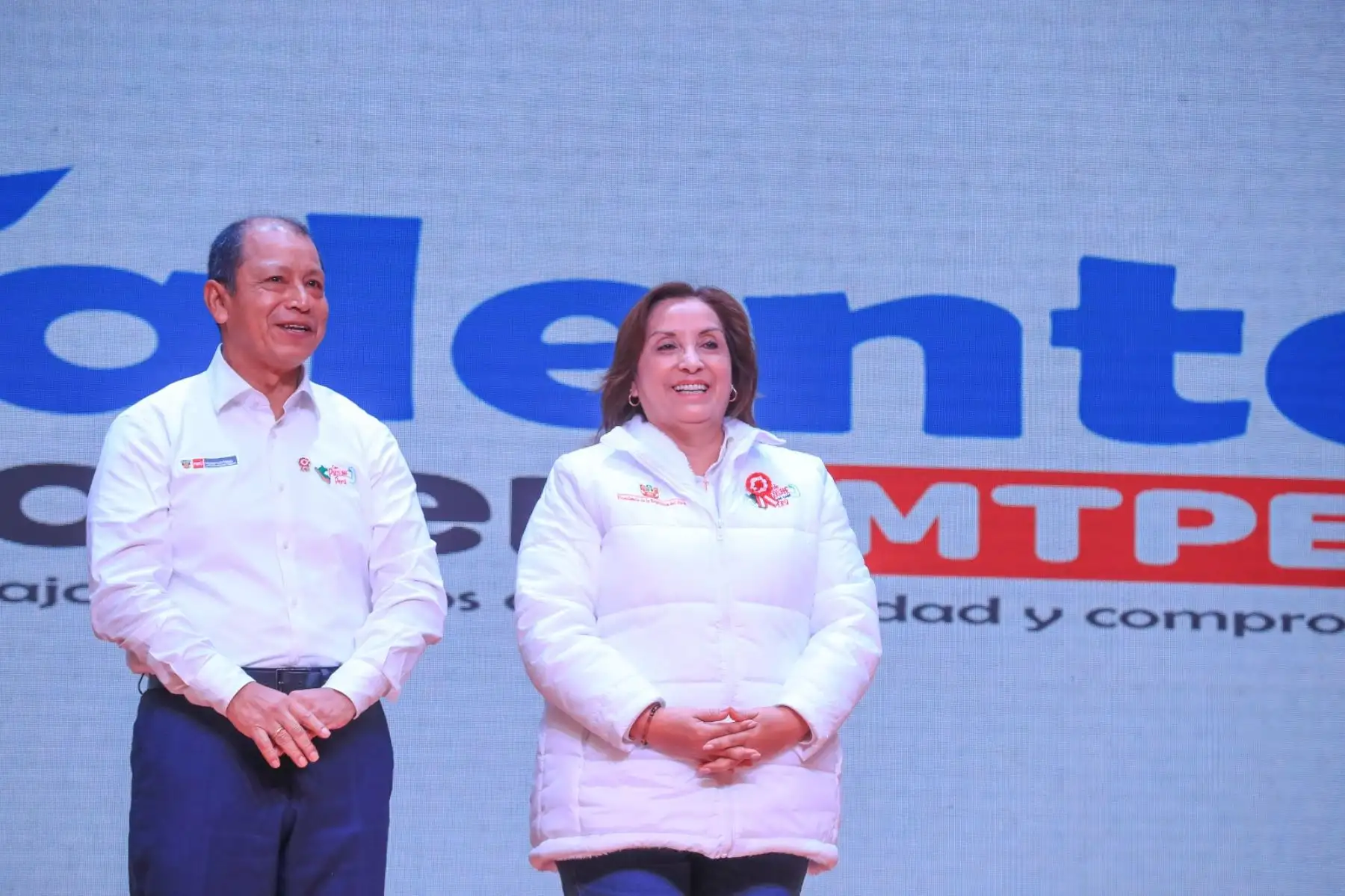 Presidenta de la república, Dina Boluarte, participa en la ceremonia de bienvenida a 100 jóvenes talentos que se incorporan al Ministerio de Trabajo y Promoción del Empleo. Foto: ANDINA/Prensa Presidencia