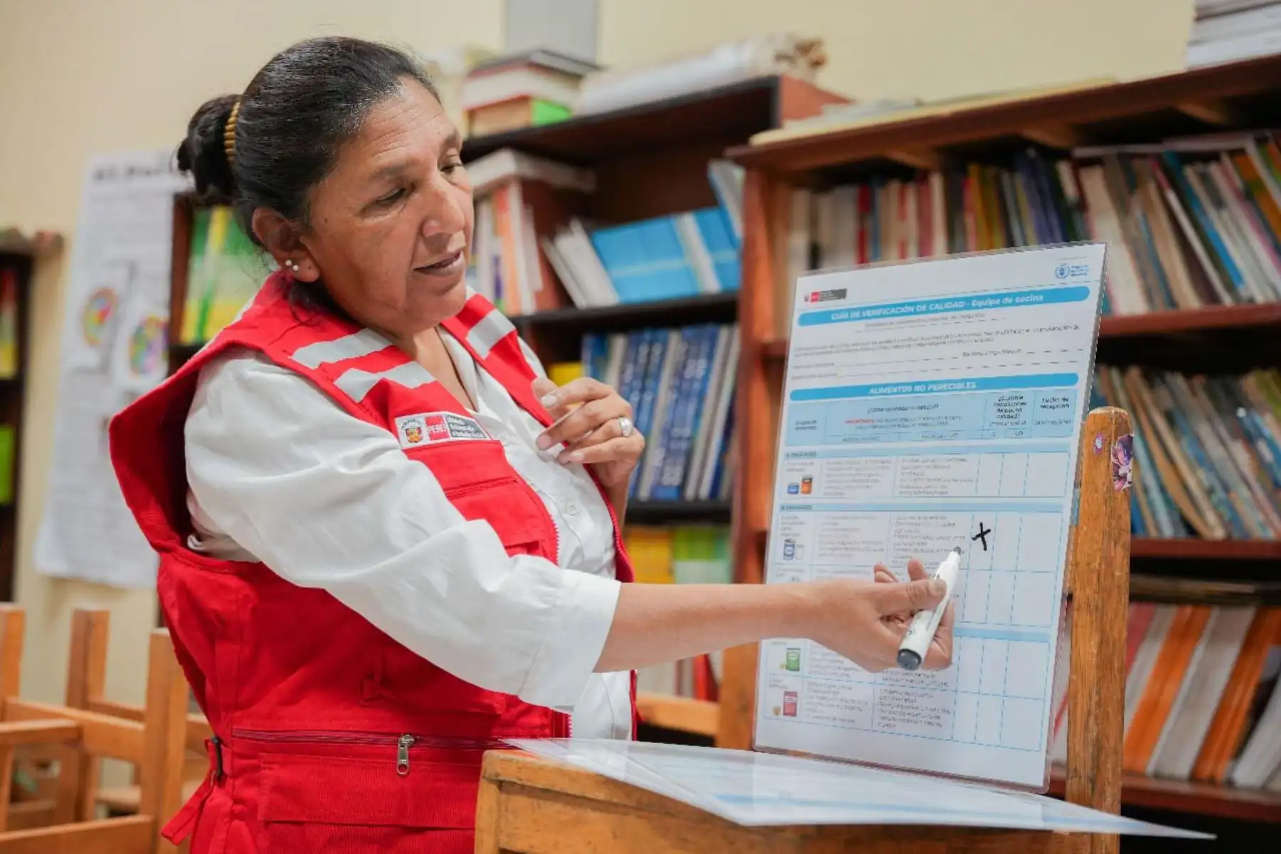 En 25 colegios se brinda desayuno y en 10 se ofrece desayuno y almuerzo, asegurando una mejor nutrición para los estudiantes durante su jornada escolar. Foto: ANDINA/MIDIS