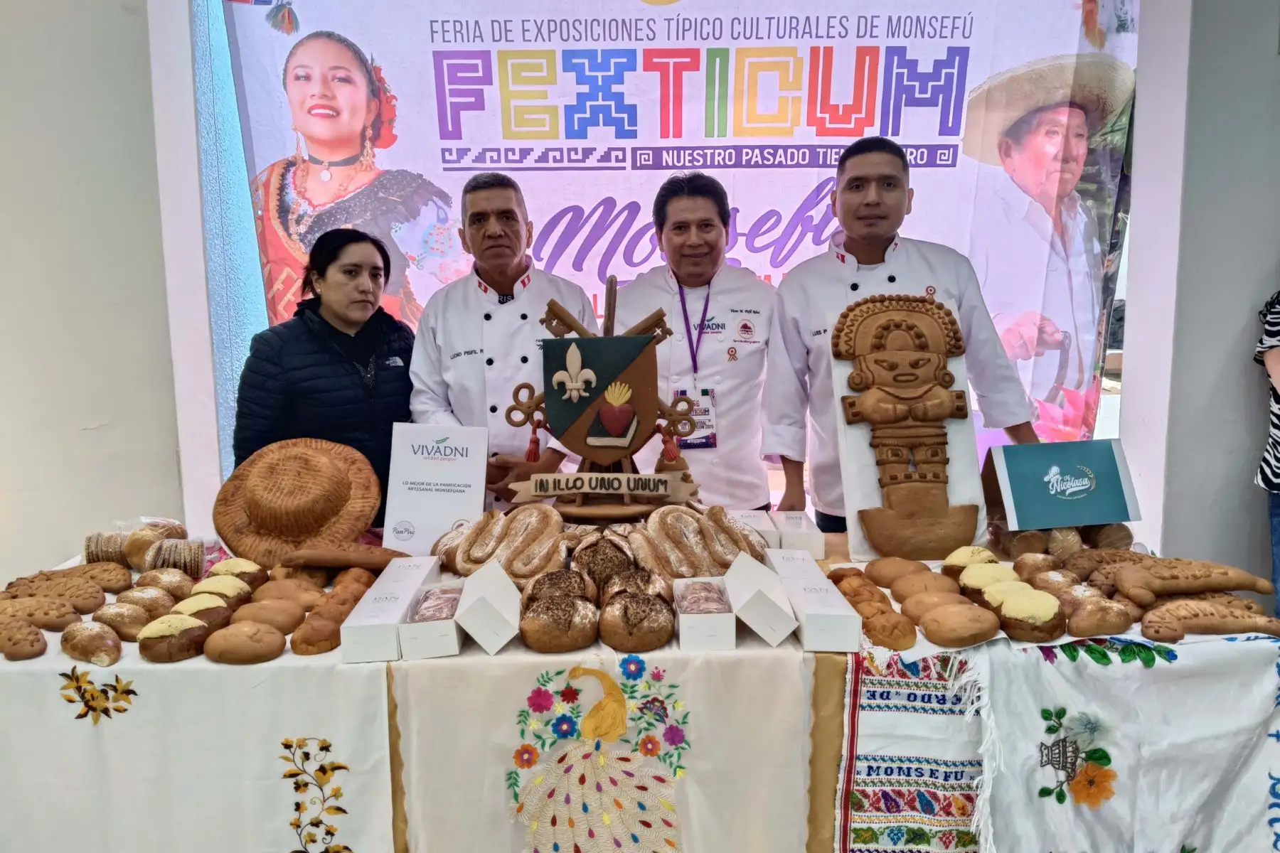 Durante las celebraciones por Fiestas Patrias, la región Lambayeque espera recibir a más de 250 mil turistas, generando un movimiento económico de 20 millones de soles. El Gobierno Regional impulsa seis festivales emblemáticos y lanza la ruta turística del Papa León XIV, con 22 atractivos. Además, invierte en seguridad, limpieza y recapeo de calles en Chiclayo, buscando posicionarla como un destino cultural, religioso y seguro para visitantes nacionales e internacionales. Foto: ANDINA/Difusión