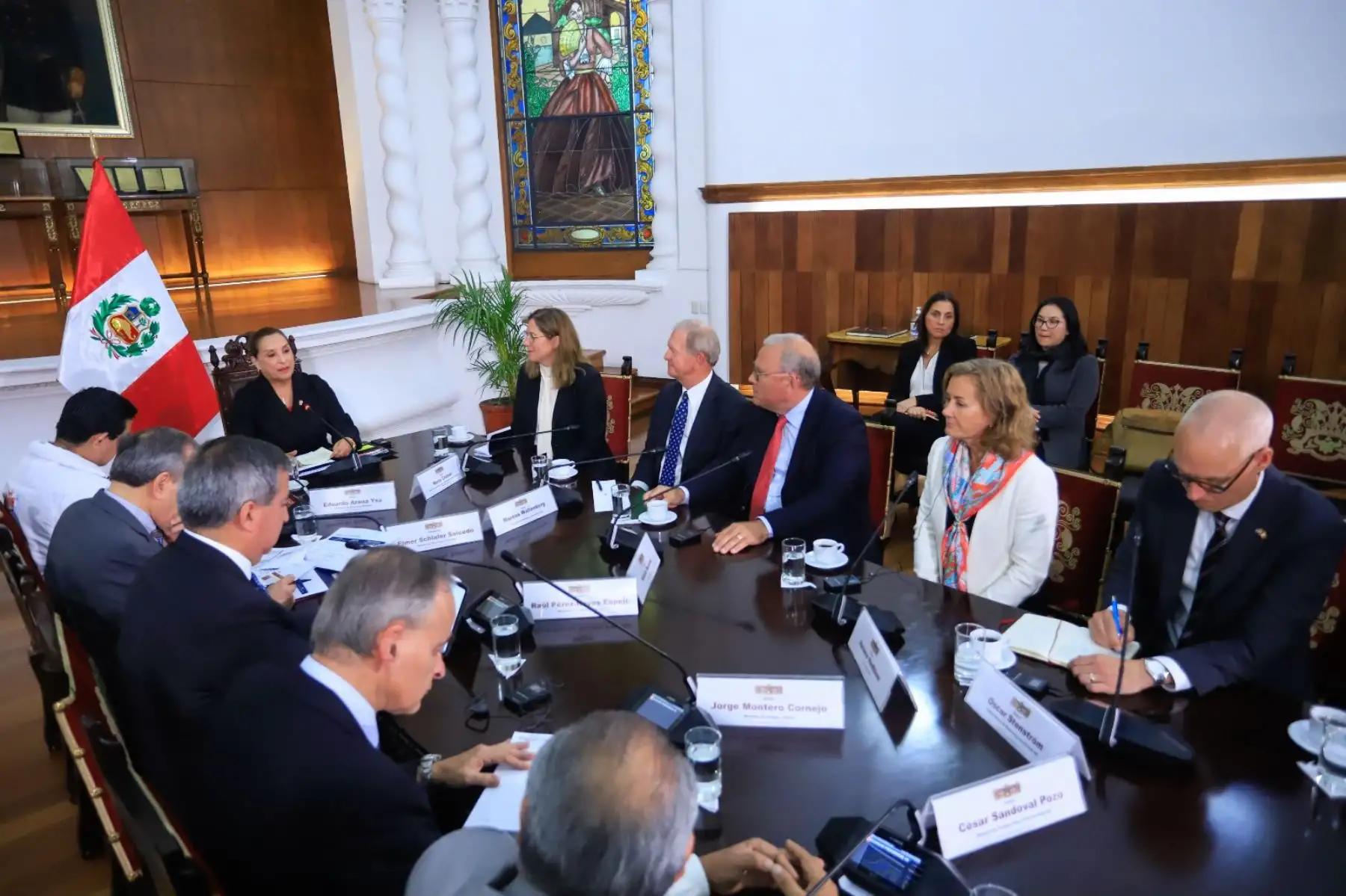 La presidenta Dina Boluarte se reunió con Marcus Wallenberg, presidente de Wallenberg Investments AB, y representantes del Grupo Wallenberg. Foto: ANDINA/Prensa Presidencia